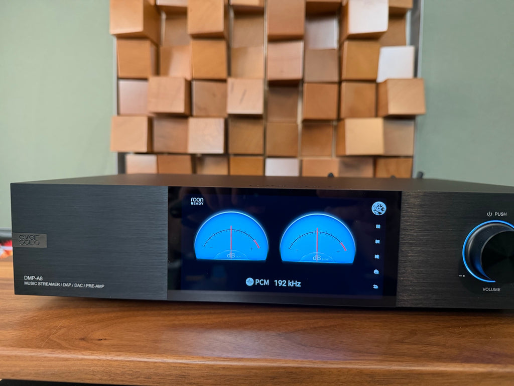 Eversolo DMP-A8 VU meters display