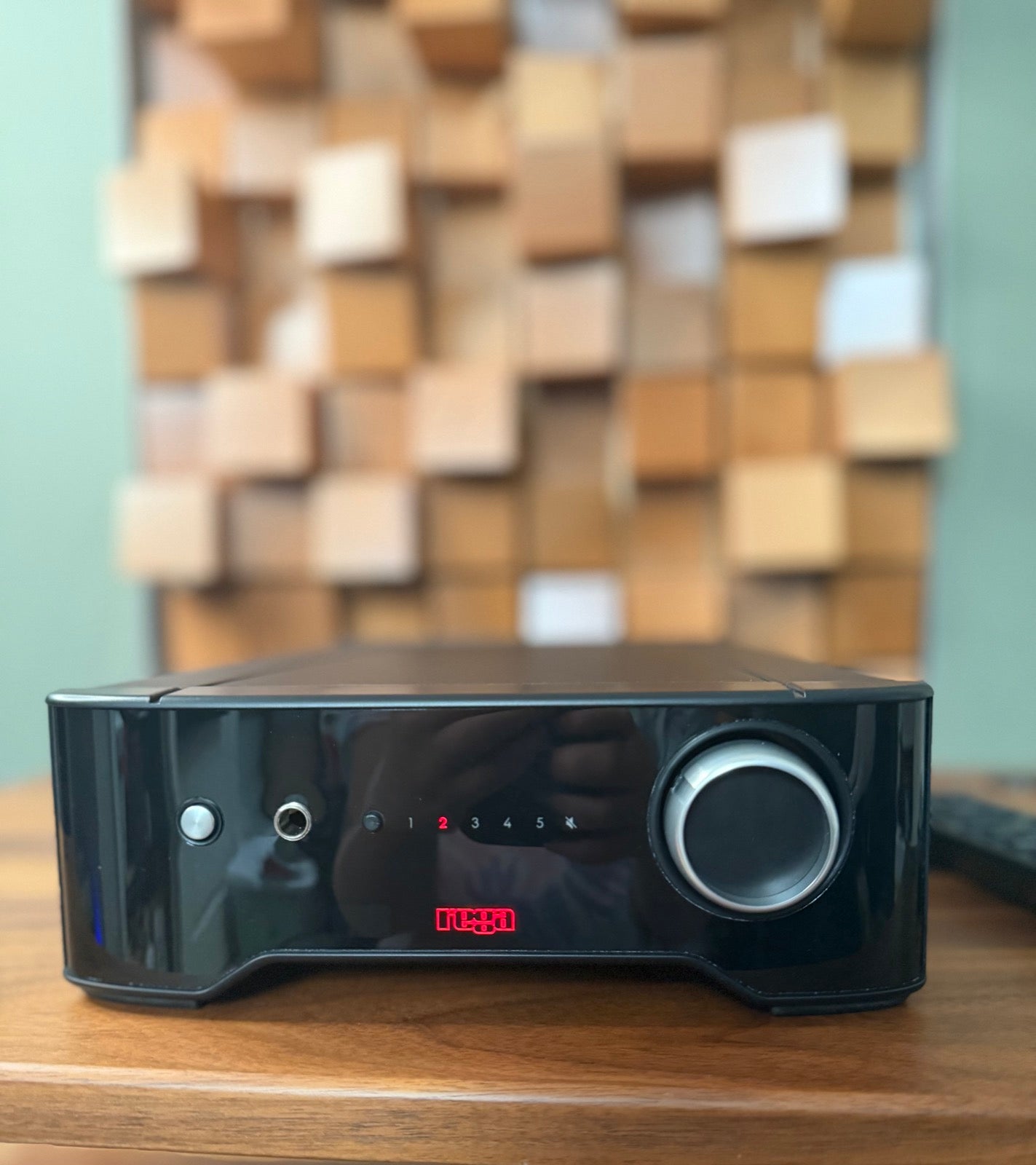 Rega Brio Integrated (previous gen) — Demo