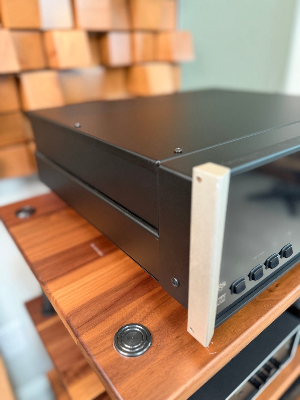 McIntosh MCD350 SACD/CD Player — Pre-owned